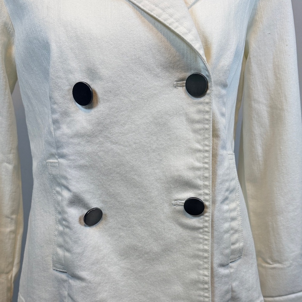 Women's Double-Breasted White Jacket With Pockets and Silver Buttons Size 8 - Picture 8 of 13